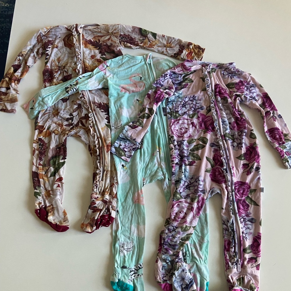 Posh Peanut pajamas size 9-12 months 3 pack.